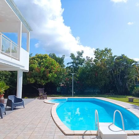 Grande Villa Avec Piscine Saint-Francois  Exterior photo